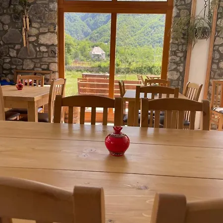 Petriti Camping & Restaurant Kamp alanı *