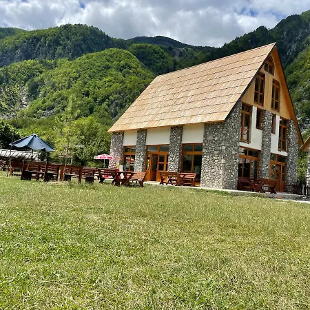 Petriti Camping & Restaurant